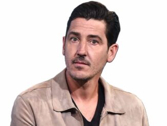 Jonathan Knight