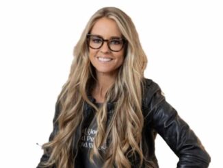 Nicole Curtis